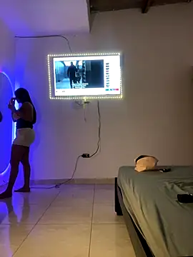 my cam online show from October 25, 7:08 pm