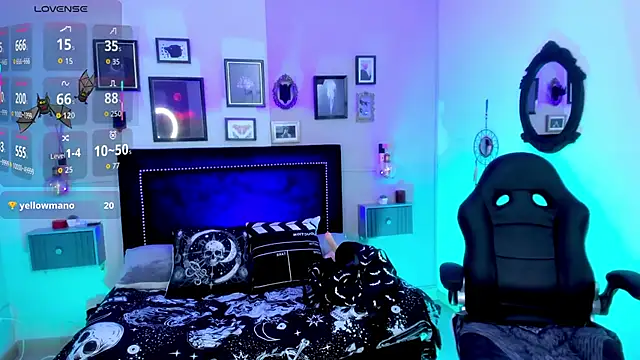 IsisRaichuu  online show from September 22, 8:44 pm