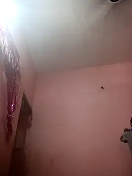 runi31 online show from February 20, 5:55 am