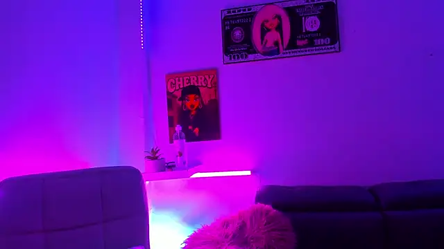 Snapshot of Cherry_splash chatting on September 24, 11:57 am Cherry splash online show from September 24, 11:57 am