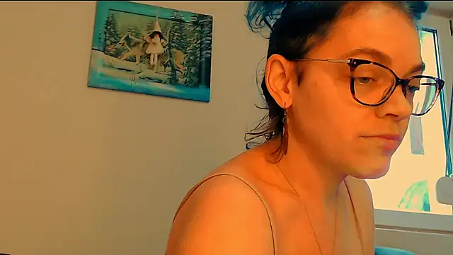 Snapshot of Ju-Hot chatting on February 17, 3:29 pm Ju-Hot online show from February 17, 3:29 pm