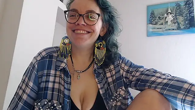 Snapshot of Ju-Hot chatting on March 29, 1:44 pm Ju-Hot online show from March 29, 1:44 pm