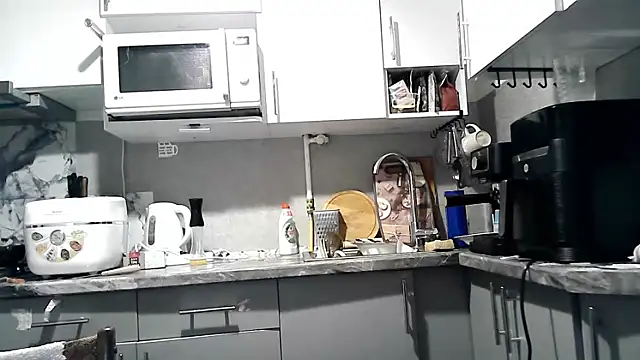 Misssweet s online show from February 4, 4:40 am