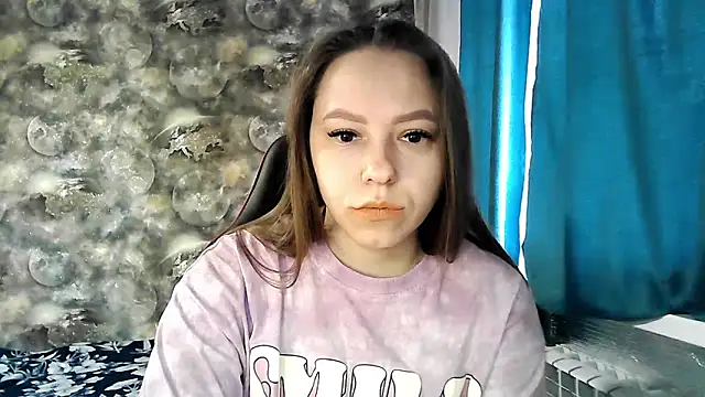 Snapshot of Misssweet_s chatting on April 12, 6:51 am Misssweet s online show from April 12, 6:51 am
