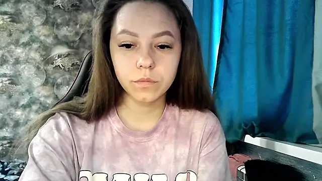 Snapshot of Misssweet_s chatting on April 15, 5:03 am Misssweet s online show from April 15, 5:03 am