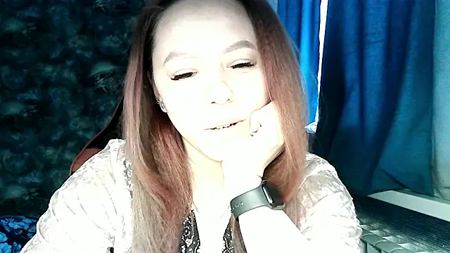 Snapshot of Misssweet_s chatting on April 20, 4:15 am Misssweet s online show from April 20, 4:15 am