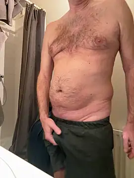 Snapshot of vincent1522 chatting on November 26, 6:58 am vincent1522 online show from November 26, 6:58 am