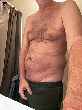 Snapshot of vincent1522 chatting on November 27, 7:32 am vincent1522 online show from November 27, 7:32 am