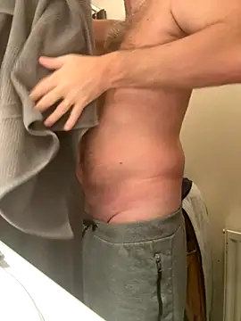 Snapshot of vincent1522 chatting on December 5, 6:55 am vincent1522 online show from December 5, 6:55 am