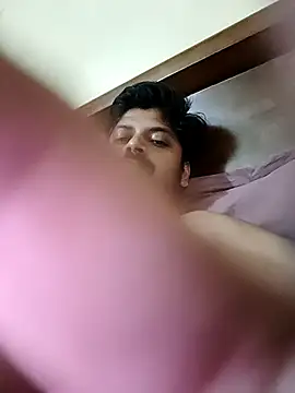 Snapshot of abhi_sexy_model chatting on March 15, 3:48 pm abhi sexy model online show from March 15, 3:48 pm