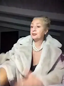 divinaerotica online show from January 7, 4:09 pm