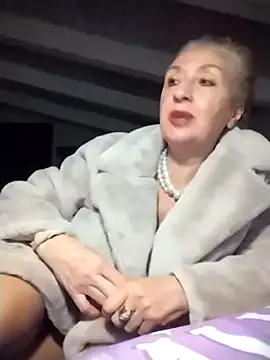 divinaerotica online show from January 17, 5:38 pm