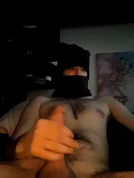 Snapshot of YounGboy212 chatting on February 4, 1:27 pm YounGboy212 online show from February 4, 1:27 pm