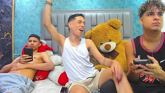 Sexys Hornys Boys online show from February 8, 11:02 pm