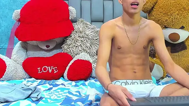 Sexys Hornys Boys online show from February 22, 11:35 pm