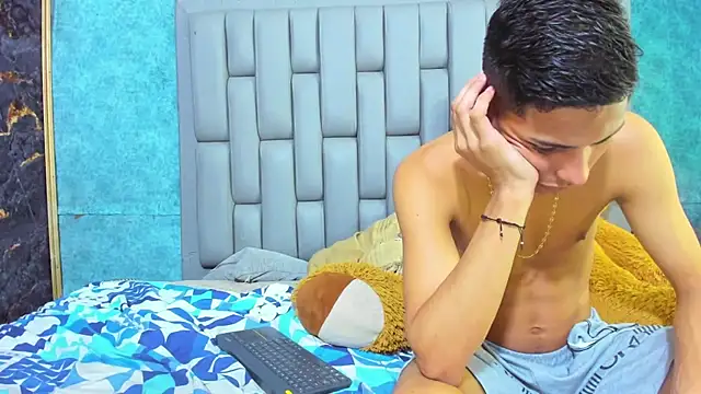 Sexys Hornys Boys online show from March 8, 1:28 am