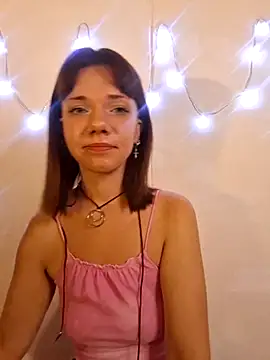 Snapshot of maryjanestar chatting on March 1, 3:21 am maryjanestar online show from March 1, 3:21 am