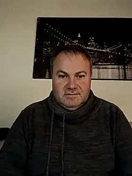 Snapshot of Pourleplasirs chatting on November 27, 10:45 pm Pourleplasirs online show from November 27, 10:45 pm