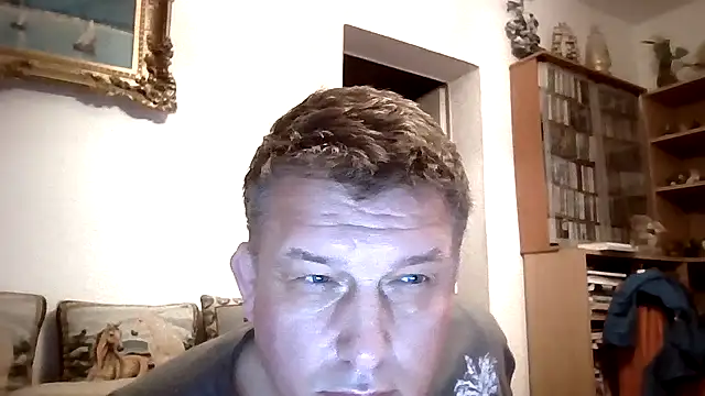 GrandpasDadBulg online show from November 18, 8:24 pm