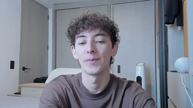 miketwink online show from September 12, 8:53 pm