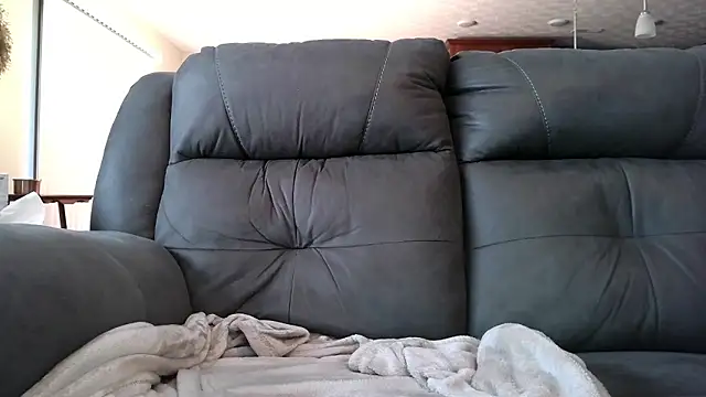 Troyt87 online show from January 8, 7:27 pm