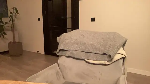 Snapshot of bullyboyy chatting on January 10, 6:20 pm bullyboyy online show from January 10, 6:20 pm