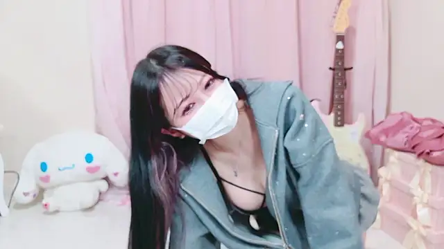 Megu-mimi online show from February 8, 4:32 pm