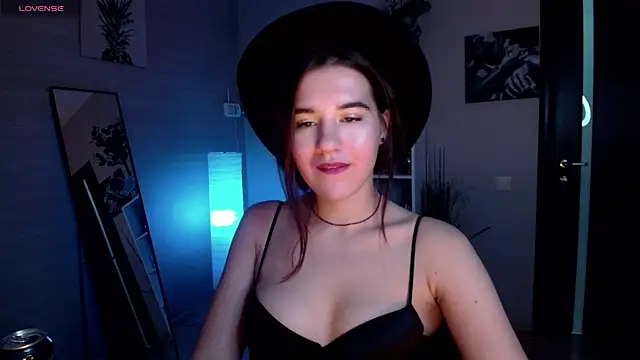 Sweetie Catt online show from February 19, 11:49 am