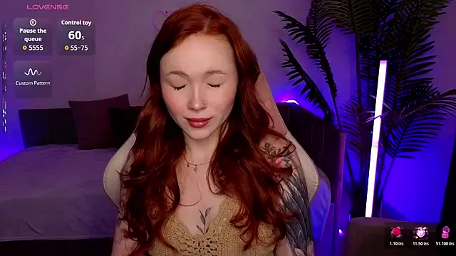 Maya Light online show from February 21, 1:28 am