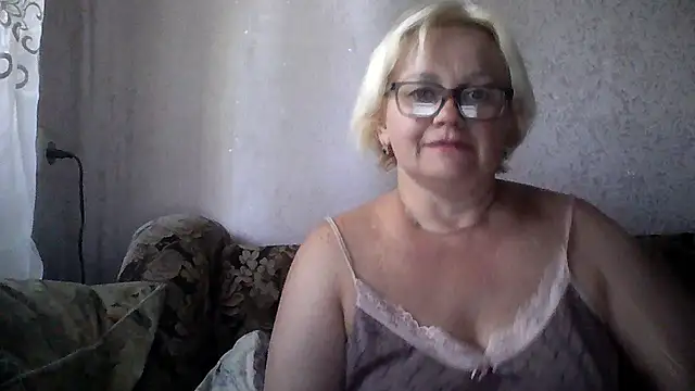 Mayya4321 online show from June 5, 8:42 am