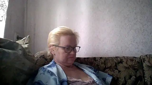 Mayya4321 online show from June 13, 7:06 am