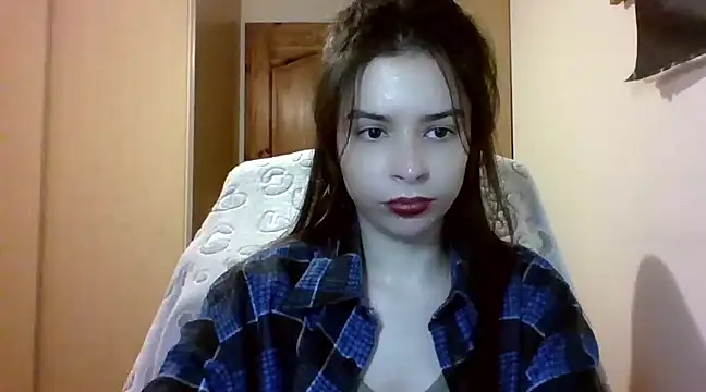 LariceSexy online show from February 6, 10:10 pm