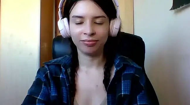 LariceSexy online show from March 19, 4:13 pm