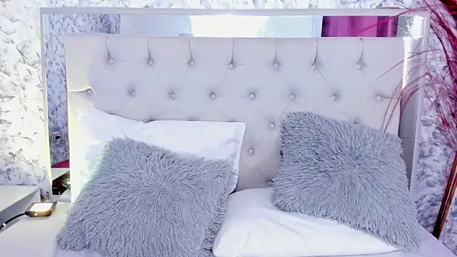 Snapshot of Ariana_greenblat chatting on October 9, 4:27 pm Ariana greenblat online show from October 9, 4:27 pm