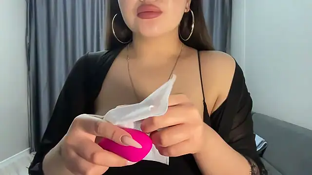 anora sunny online show from March 2, 9:54 pm