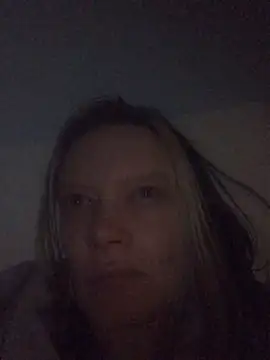 Snapshot of blondey206 chatting on March 14, 1:37 am blondey206 online show from March 14, 1:37 am