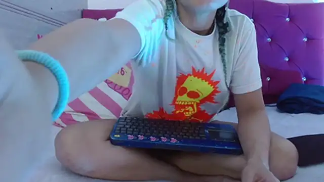 Snapshot of Ariasmithog chatting on March 24, 12:54 pm Ariasmithog online show from March 24, 12:54 pm