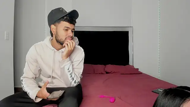 victoriacolin online show from March 22, 1:20 am