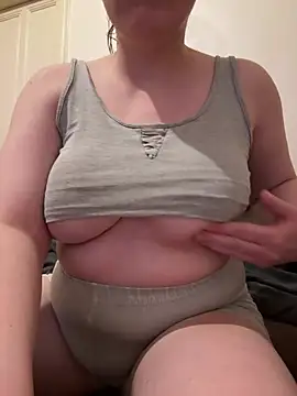 baisemoi7600 online show from February 8, 3:43 am