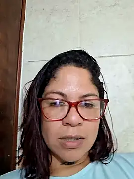 Snapshot of hornny_cougar chatting on November 29, 8:12 pm hornny cougar online show from November 29, 8:12 pm