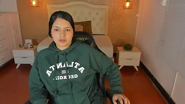 Hadley  online show from November 7, 3:50 am