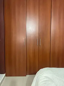 eileensophi online show from February 28, 3:18 am