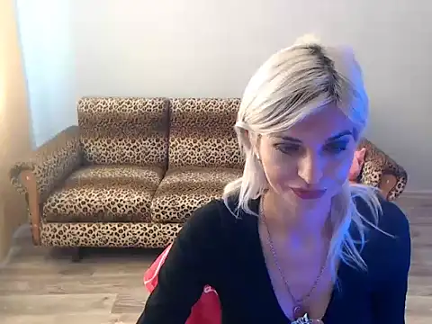 SexyBeatriice online show from October 1, 6:30 am