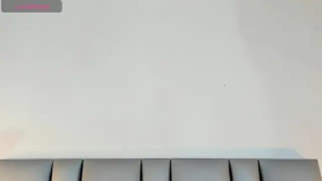 Snapshot of Sam_culhane chatting on May 13, 7:33 pm Sam culhane online show from May 13, 7:33 pm