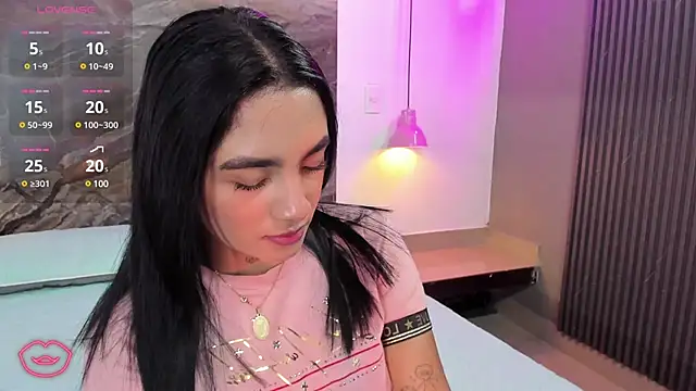 Estefy gomez09 online show from March 11, 3:26 am