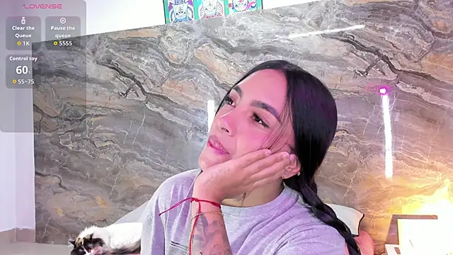 Snapshot of Estefy_gomez09 chatting on March 9, 12:20 pm Estefy gomez09 online show from March 9, 12:20 pm