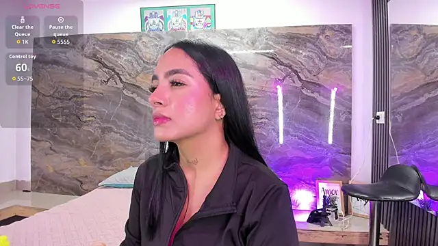 Snapshot of Estefy_gomez09 chatting on April 16, 12:50 pm Estefy gomez09 online show from April 16, 12:50 pm