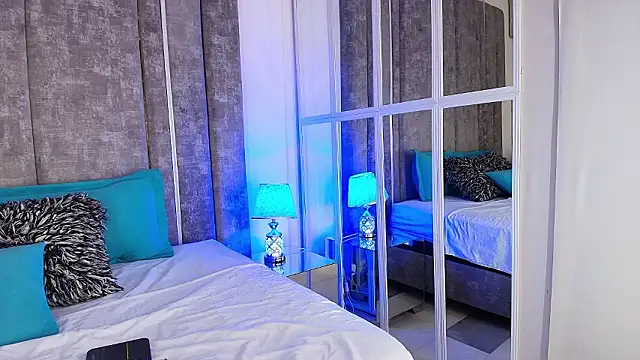 Snapshot of AliDiaz_ chatting on February 17, 6:14 pm AliDiaz online show from February 17, 6:14 pm