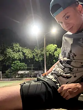 arevalo1124 online show from December 21, 5:58 am