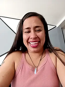 kamila lovee online show from October 6, 7:00 pm